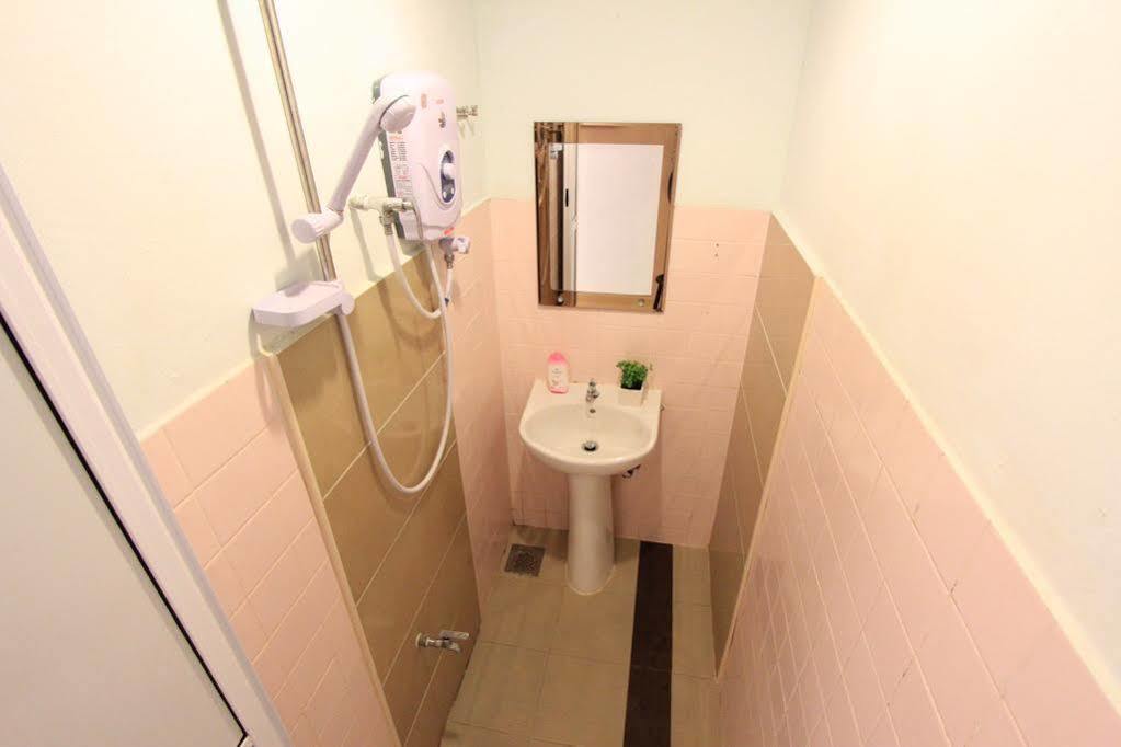 Cosy Stay Melaka Eksteriør bilde